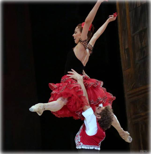 w-yekaterina-krysanova-and-iva-vasiliev-don-q